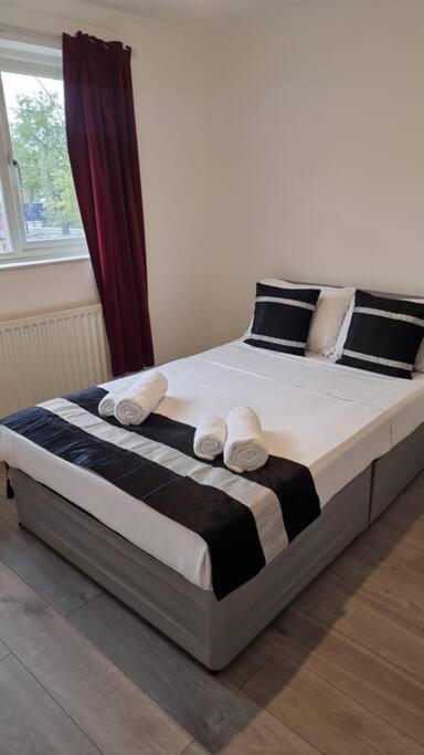 Вилла Coolfin House-Close To Excel, Contractors, Relocators, Paid Parking Лондон Экстерьер фото